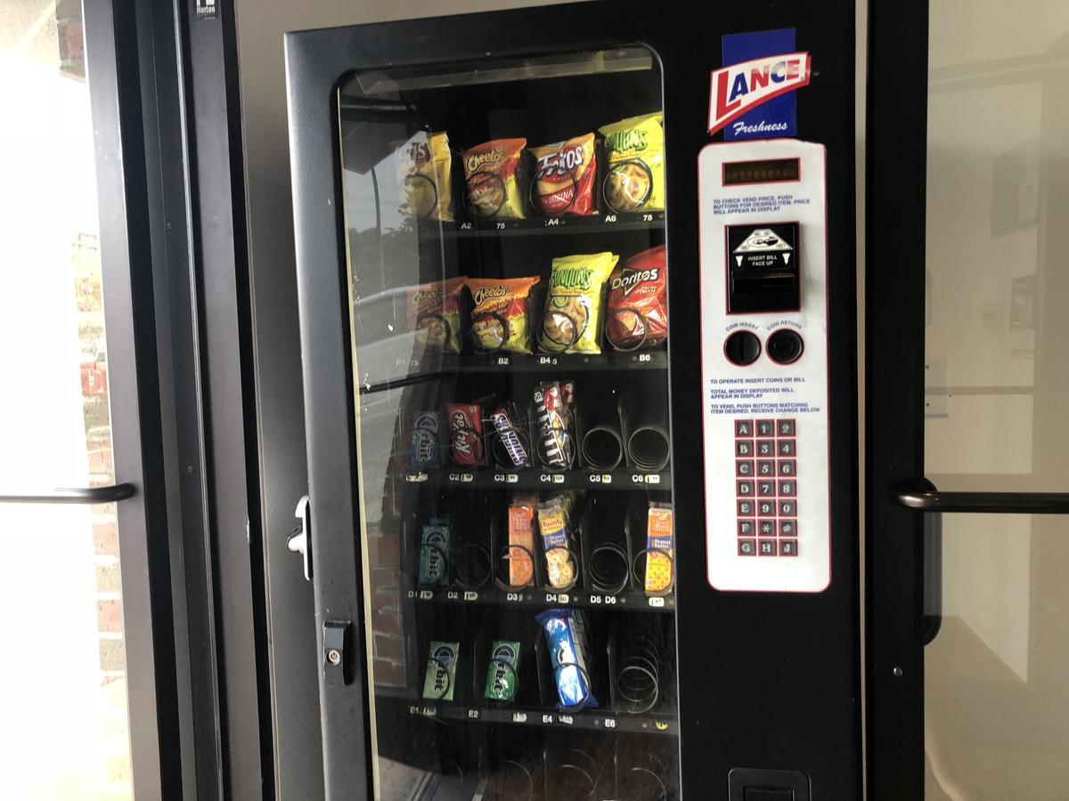 路易斯威尔豪生国际快捷酒店 外观 照片